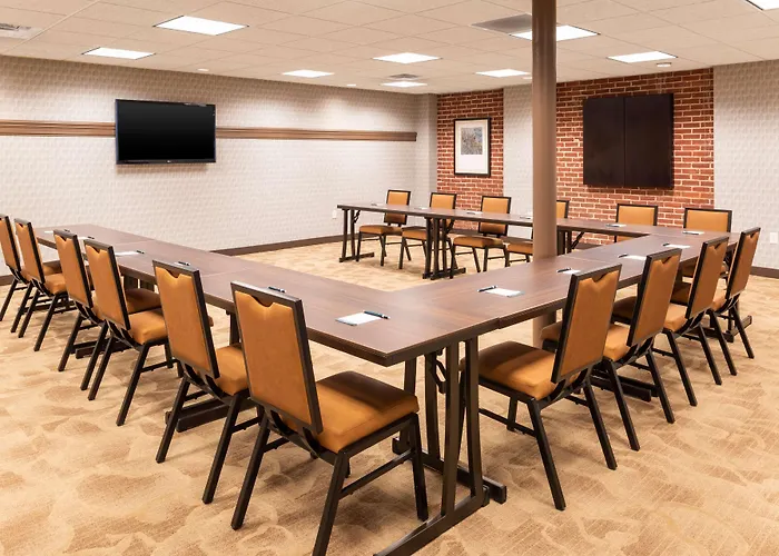 Homewood Suites By Hilton Indianapolis Downtown